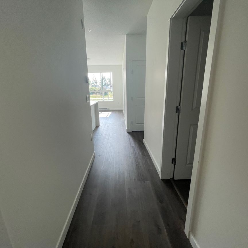 Unit 132- Beautifully Designed/ 2 Bedrooms Plus Den Condo at The Grove - Photo 1
