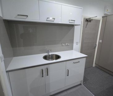 Studio to rent - Photo 4