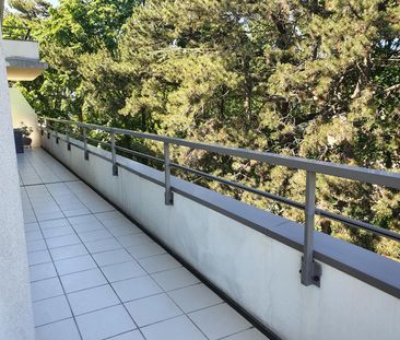 Location Appartement 3 pièces 75m² STE FOY LES LYON 69110 - Photo 6