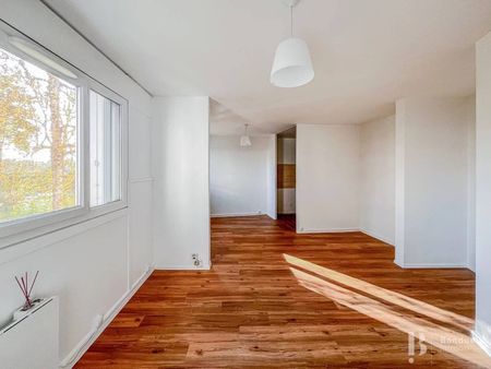 Rental Apartment Saint-Cloud - Photo 3