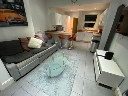 5 bedroom house share to rent - Photo 3