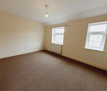 Woodlands Court, Kettering, Northamptonshire, NN16 - Photo 1