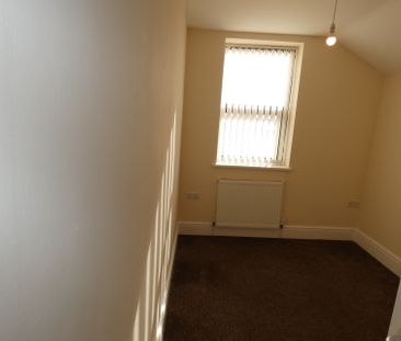 Alexandra Road Flat 7 - Photo 3