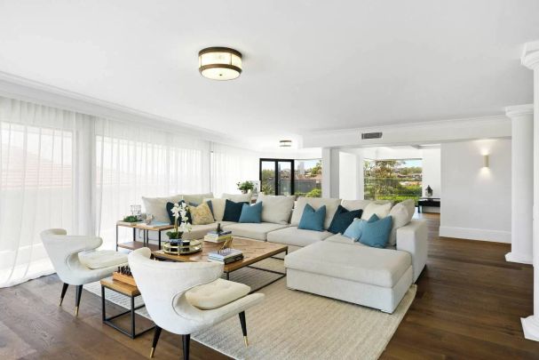 World Class Designer Residence with Spectacular 180° Views of Sydney Harbour, Bridge, CBD and Manly - Photo 1