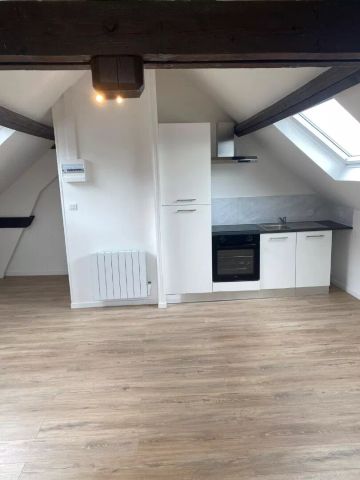 Charmant appartement à louer au coeur de Saint Quentin - Photo 2