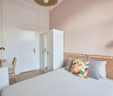 Largo Vitorino Damásio, Lisbon, Lisbon 1200-872 - Photo 4