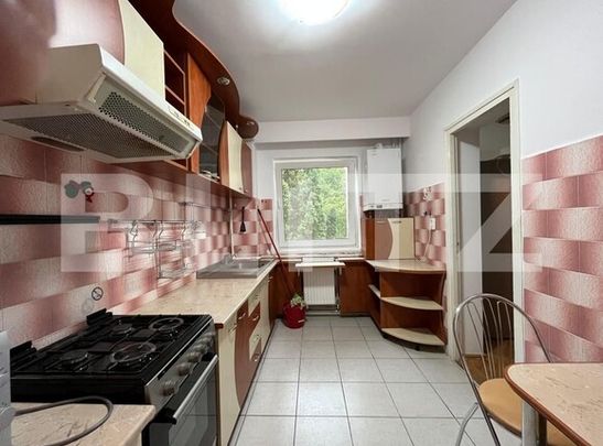 Apartament 4 camere, semidecomandat, 95mp, zona P-ta Flora - Photo 1