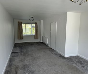 Redmires Road, Lodge Moor, Sheffield - Photo 5