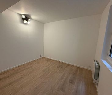 Location Appartement 2 pièces 44m² - Photo 6