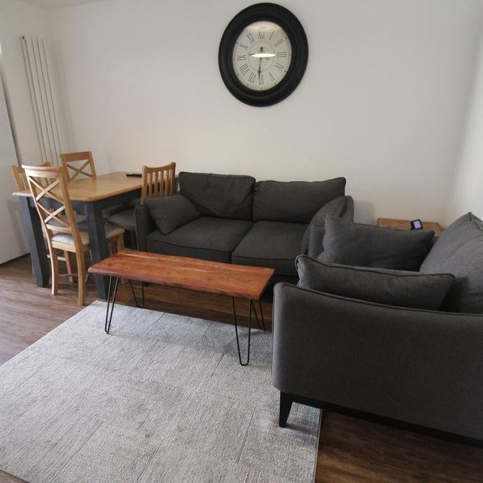 House share to rent - Photo 1