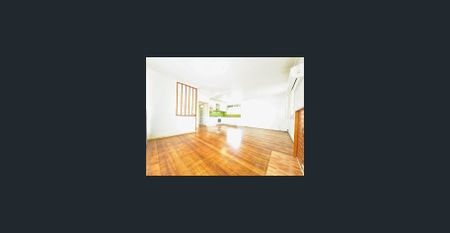 4-Bedroom Family Home - Photo 5