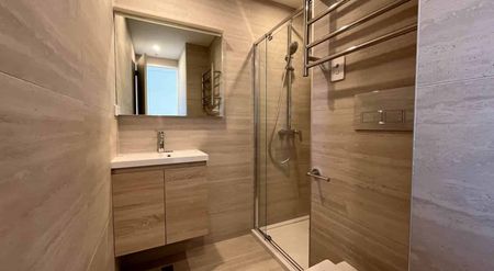 Brand New, Modern & Stylish Townhouse! - Photo 5