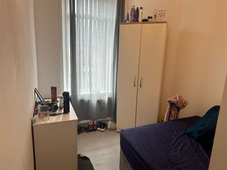 Newcastle upon Tyne - Photo 4