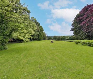 3 bedroom character property to rent - Photo 2