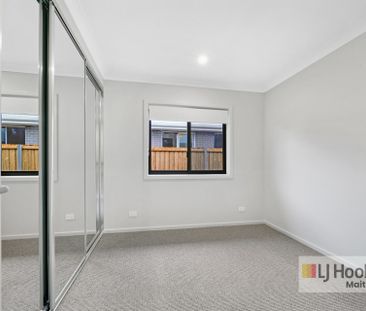 "LOW-MAINTENANCE LIVING" - Photo 2