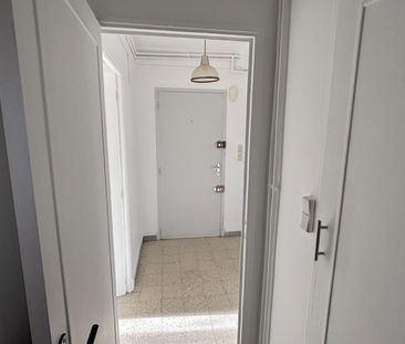 Location Appartement 3 pièces 54m² AVIGNON 84000 - Photo 5