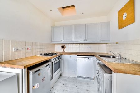 2 bedroom flat to rent - Photo 4