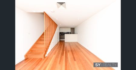 Tri-level 2 Bedrooms and study available in Camperdown - Photo 2