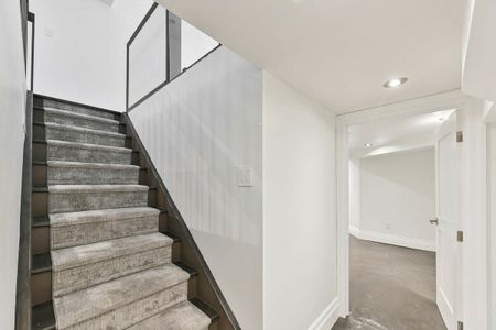 69 Hazelton Ave, ON, CA, Toronto - Photo 4