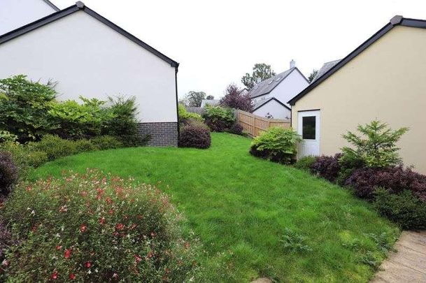 Weavers Road, Newton Abbot, TQ13 - Photo 1