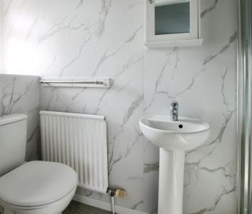 Bradford Road, Bingley, Bradford, BD16 - Photo 6