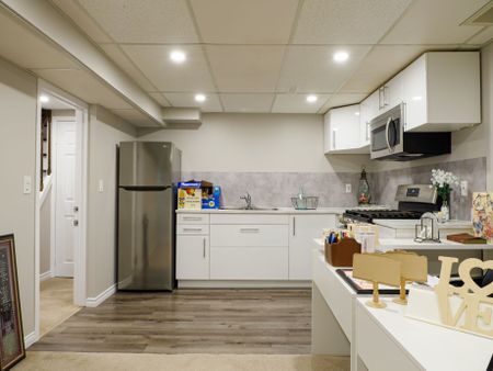 For Lease - 495 Bristol Road Unit# A (lower), Newmarket, Ontario - Photo 4