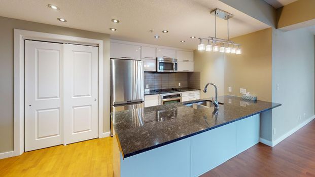 1110 3 Avenue Northwest, Calgary - Photo 1