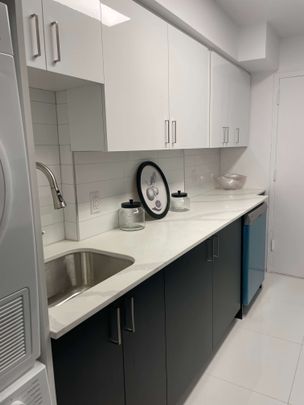 6800 Côte Saint Luc Road - Beautiful 1-bedroom apartment - Photo 1