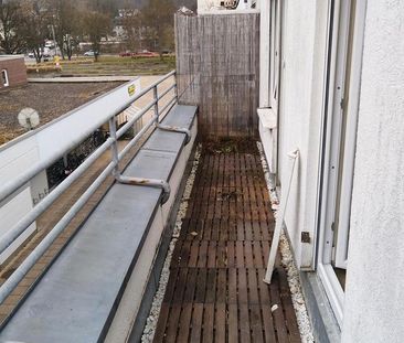 2 Zimmerwohnung, Einbauküche,Terasse in Giebel - Photo 1