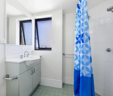 Furnished Studio Apartment in the Heart of Brisbane CBD - Photo 1