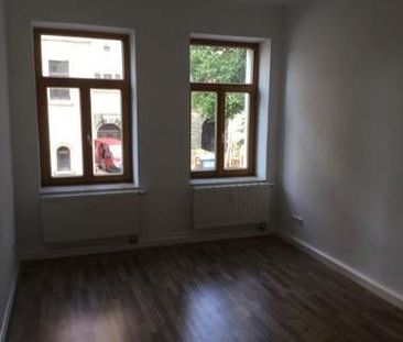 Zwei Zimmer-EBK-Balkon am Karl-Heine- Kanal! - Foto 1
