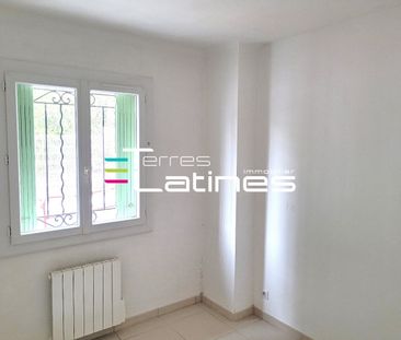 Location Appartement 3 pièces 43m² NIMES 30000 - Photo 2
