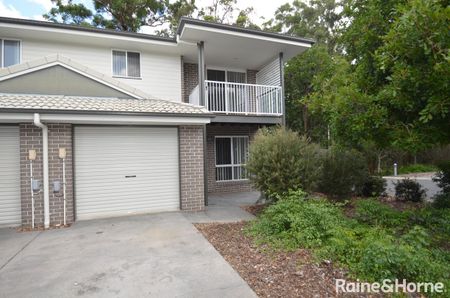 Lovely Modern 3 bed Townhouse For Rent $650 per week - Photo 5