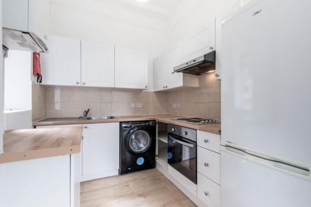 1 bedroom ground floor flat to rent - Photo 5