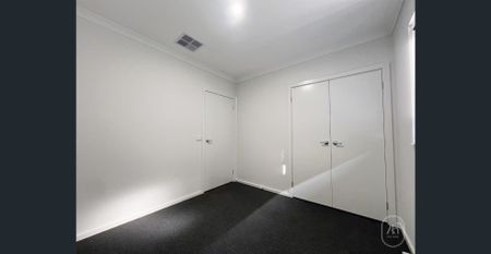 Family Home in a Growing Truganina Community I 3Bed 2Bath 1Car - Photo 3