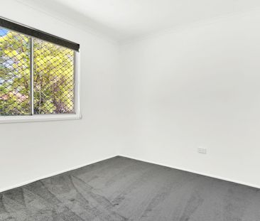 Perfectly Priced, Positioned & Presented - Photo 3