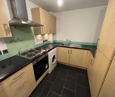 2 bedroom flat to rent - Photo 5