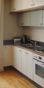 Neat and Tidy 1 Bedroom Apartment - Photo 3