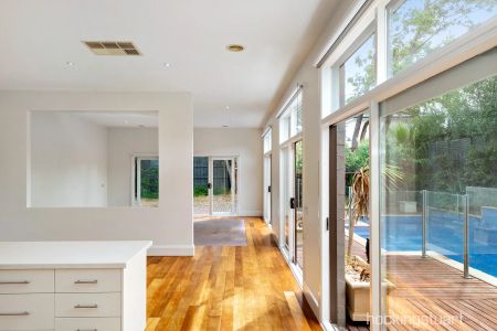 A property with no compromise - Photo 2