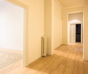 Parioli. Fully renovated. Living, separate kitchen ,three bedroms, ... - Photo 6