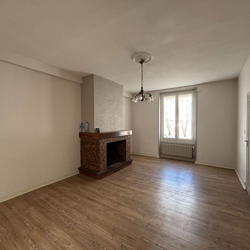 Location Maison 4 pièces 94m² - Photo 1