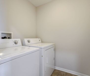 For Lease - 64 Commuter Drive, Brampton, Ontario - Photo 5