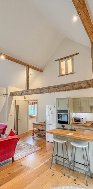 LET PRIOR TO MARKETING 3 Bedroom family home in a desirable location - Photo 1