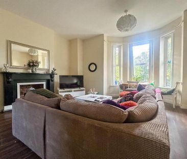 Flat 1, 47 Ashley Avenue, Belfast, BT9 7BT - Photo 3