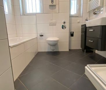 *** Attraktive 3-Zi.-Whg. mit Terrasse + Mansarde! *** - Photo 4