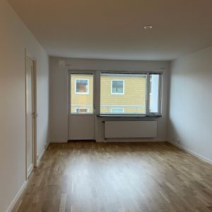 Karlagatan 21B - Photo 2