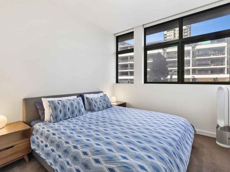 Stunning Two Bedroom Apartment In Highly Coveted "Divercity" - Photo 4