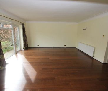 4 Bedroom Semi-Detached House, Chester - Photo 2