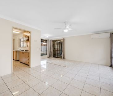 Four bedrooms + Location! - Photo 1