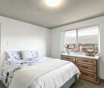 UPDATED UNIT IN GREAT LOCATION - Photo 5